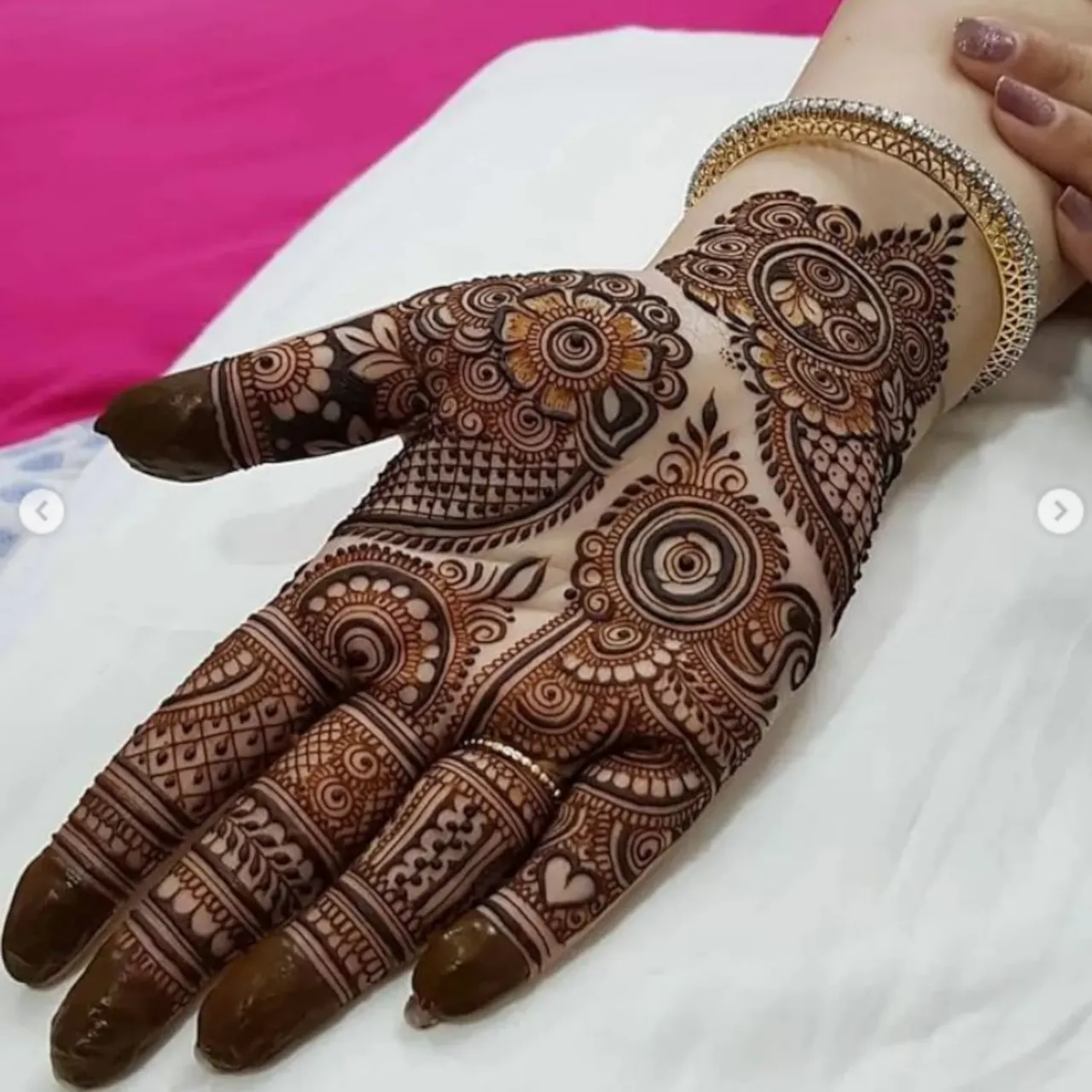 मेहंदी फोटो